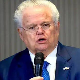 Pastor John Hagee of Cornerstone Church, San Antonio, TX, Passes Away in House Fire – Obituary